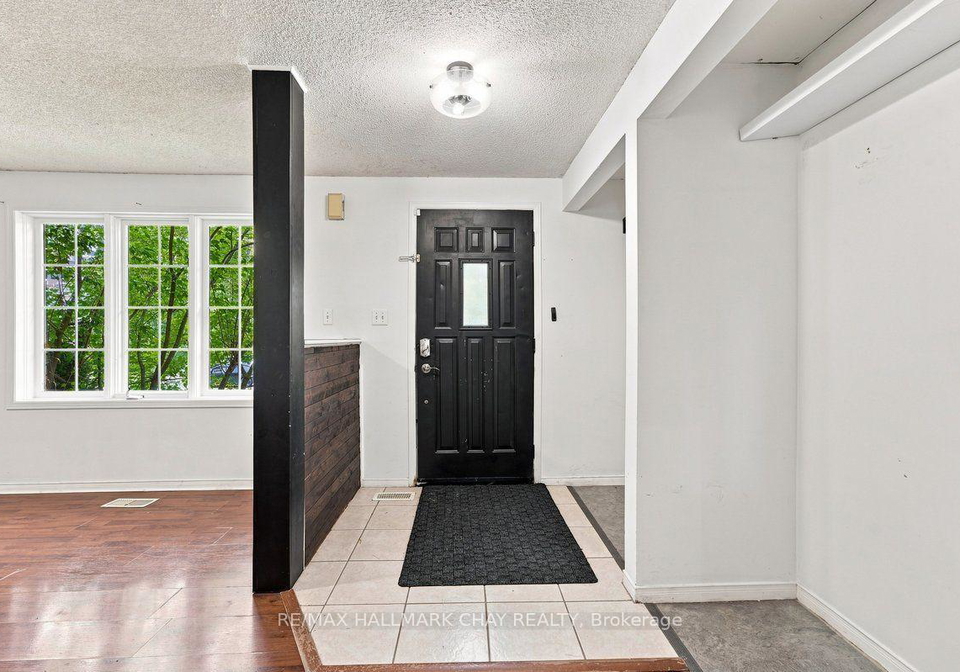 26-whitehorn-crescent-barrie-ontario-s13658628