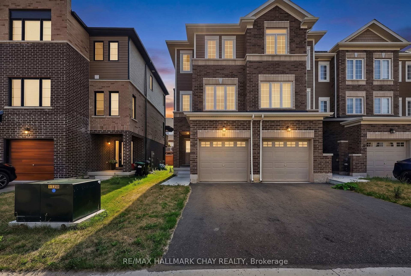 11-pumpkin-corner-crescent-barrie-ontario-s13658636