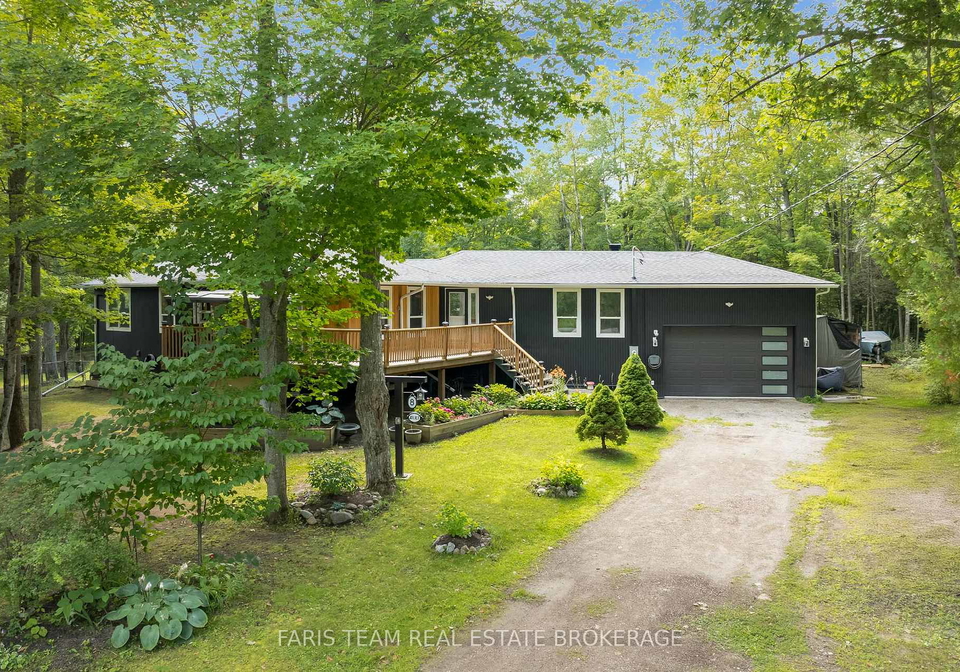 8-joliet-crescent-tiny-ontario-s13658702