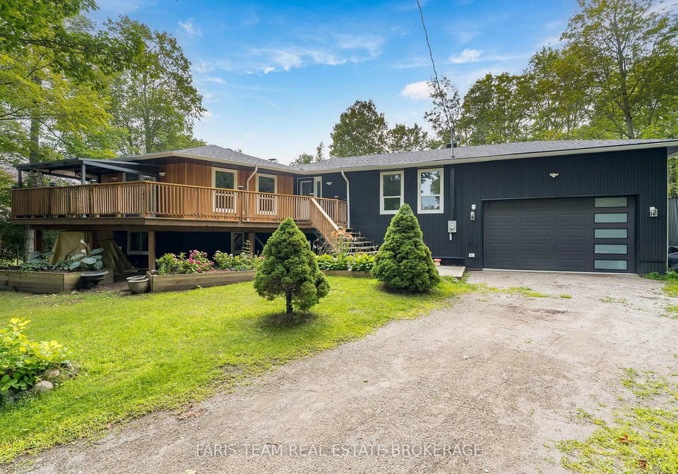 8-joliet-crescent-tiny-ontario-s13658702