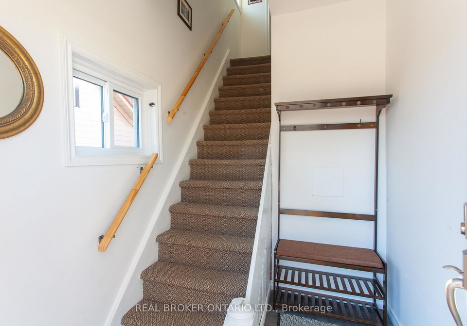 231-front-street-s-orillia-ontario-s13658722