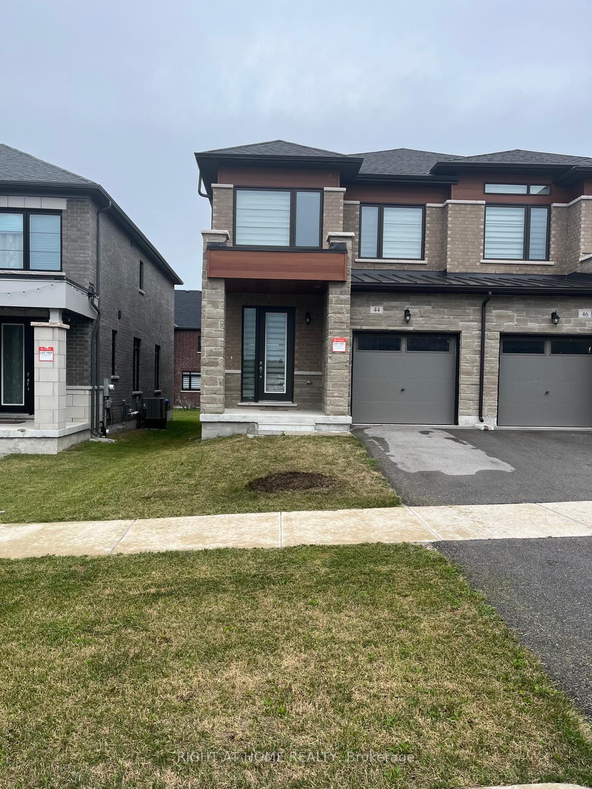 44-daisy-street-springwater-ontario-s13659238