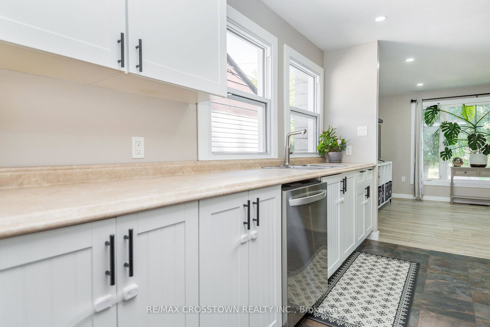281-elizabeth-street-midland-ontario-s13661090