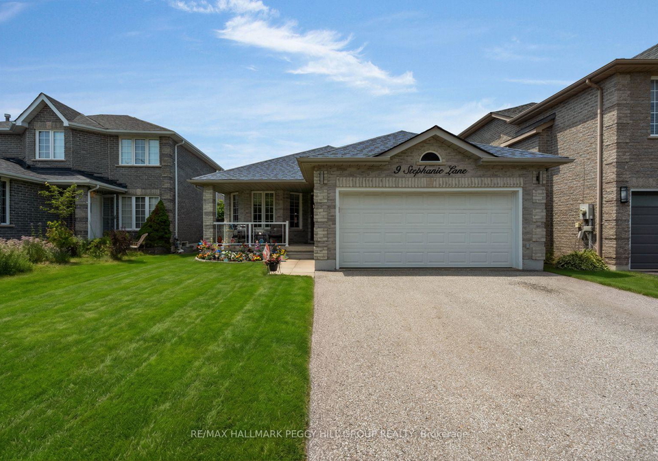 9-stephanie-lane-barrie-ontario-s13662228