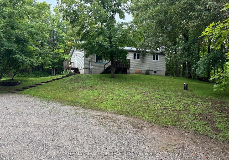 5840-lowanda-lane-ramara-ontario-s13662336