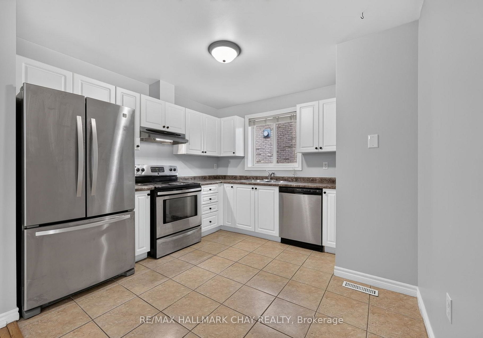 39-hanmer-street-e-barrie-ontario-s13663004