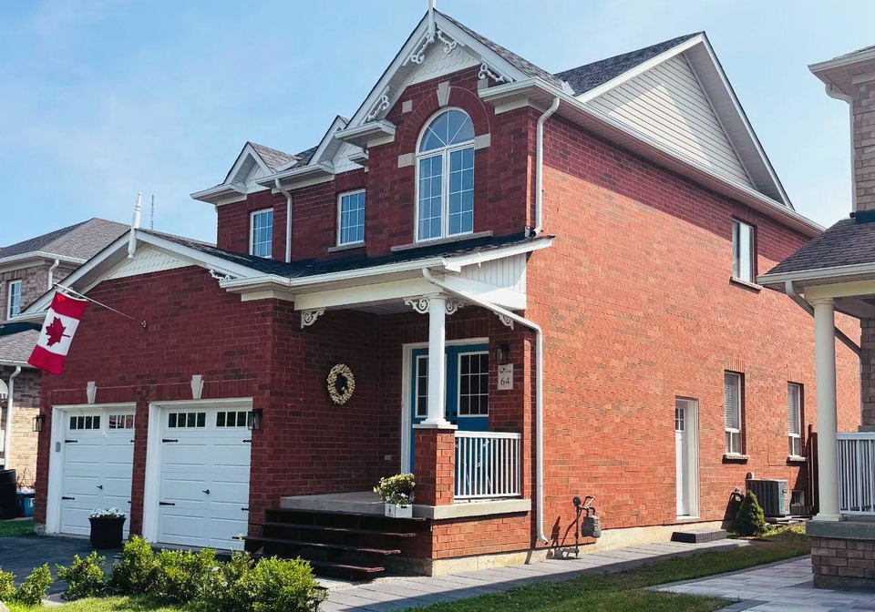 64-lake-crescent-barrie-ontario-s13663602