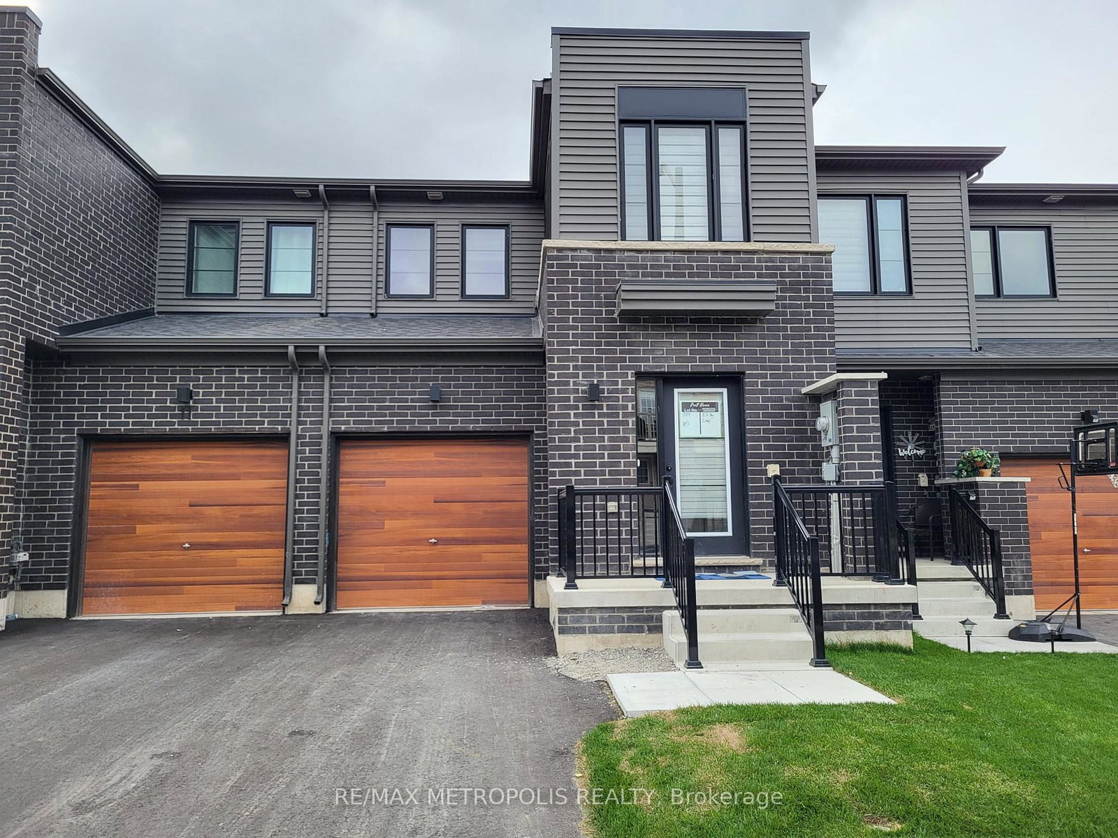 13-hay-lane-barrie-ontario-s13663630