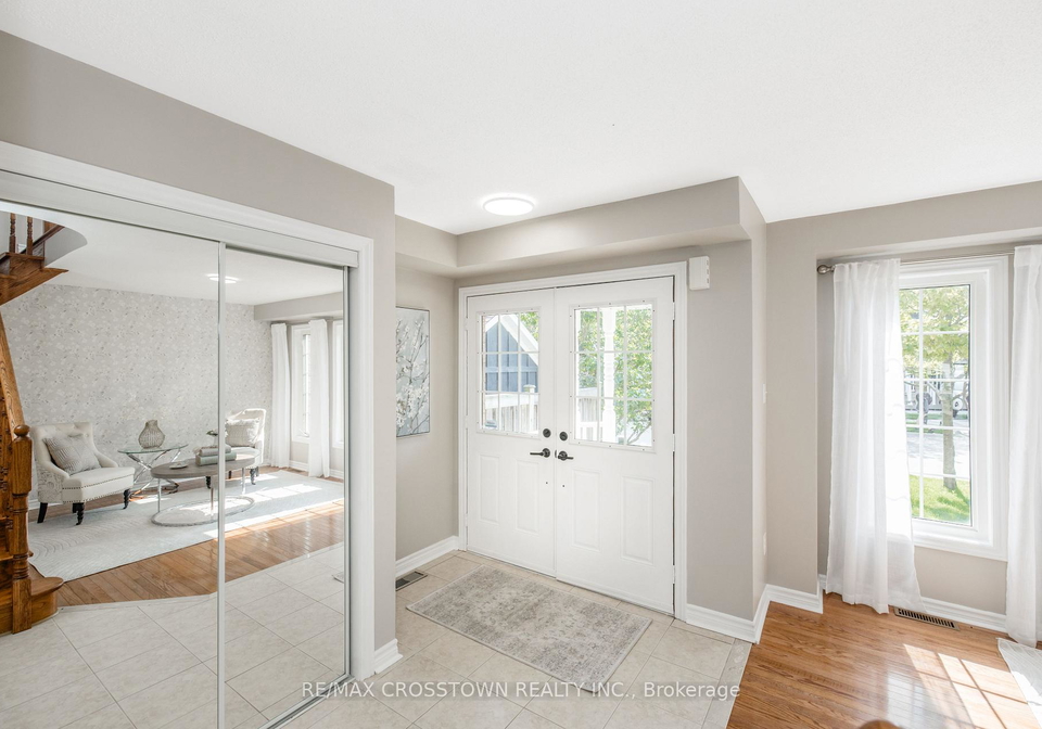 22-maple-crown-terrace-barrie-ontario-s13663730
