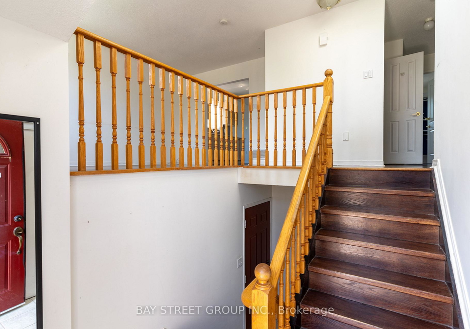 14-orok-lane-barrie-ontario-s13665094
