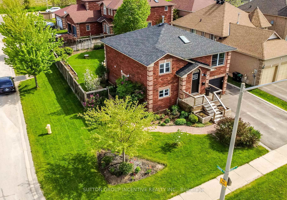 2-hewitt-place-barrie-ontario-s13665542