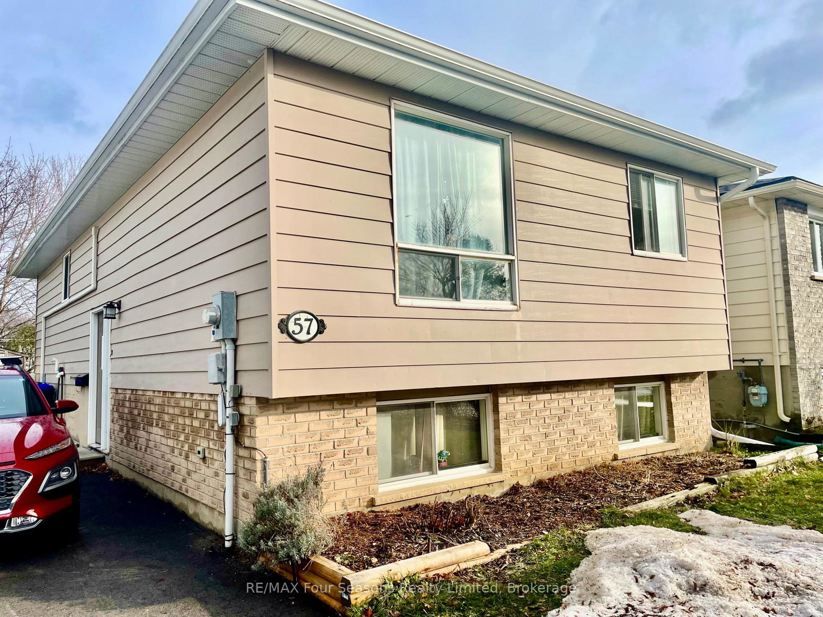 57-courtice-crescent-collingwood-ontario-s13666010