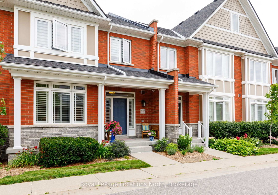 7-collship-lane-collingwood-ontario-s13666284
