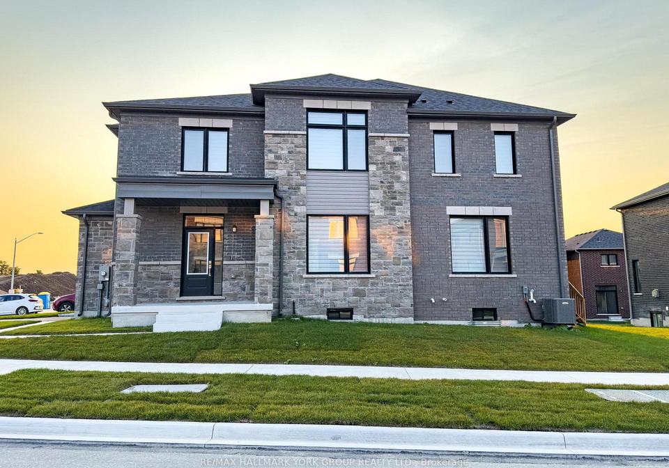 145-fenchurch-manor-barrie-ontario-s13666472