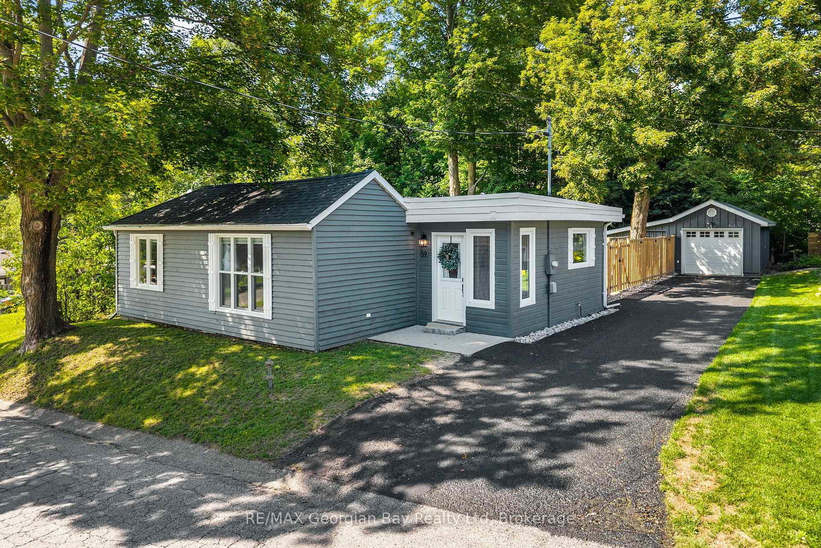 59-broad-street-penetanguishene-ontario-s13666762