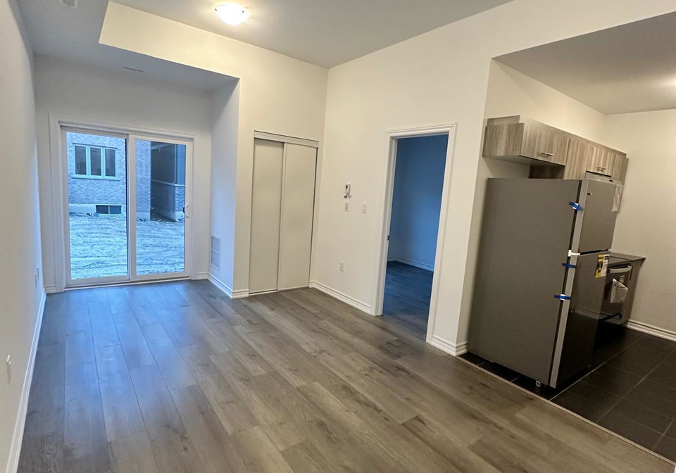 9-hay-lane-barrie-ontario-s13667762