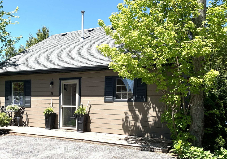 11-cabin-crescent-wasaga-beach-ontario-s13668114