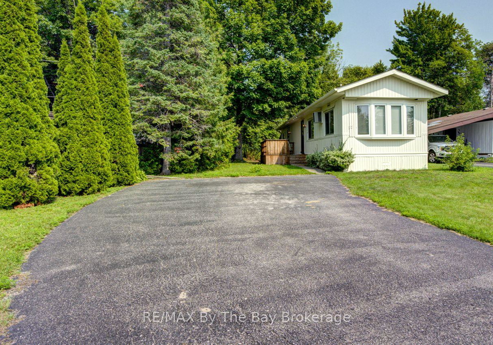 55-georgian-glen-drive-wasaga-beach-ontario-s13668444