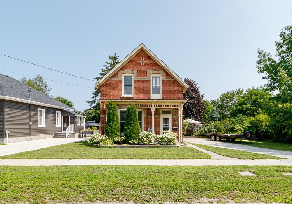 627-saint-marie-street-collingwood-ontario-s13669812
