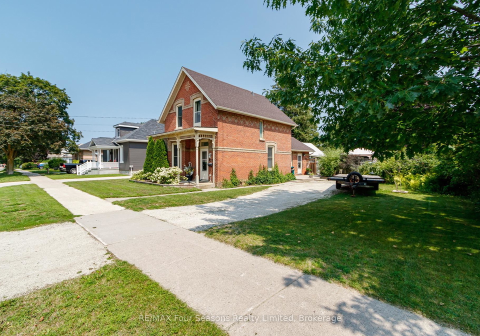 627-saint-marie-street-collingwood-ontario-s13669812