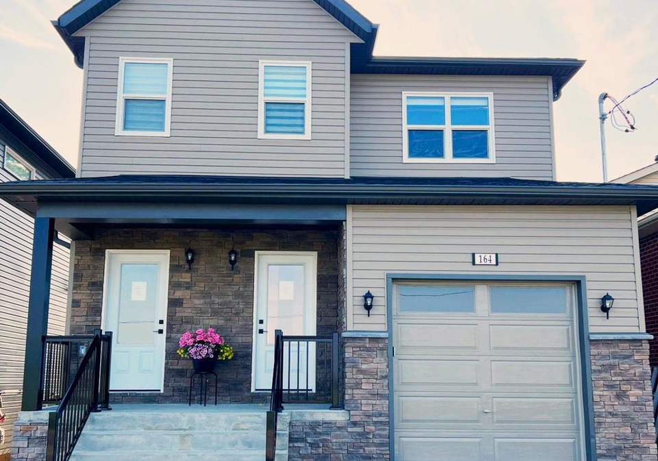 164-penetanguishene-road-w-barrie-ontario-s13670032