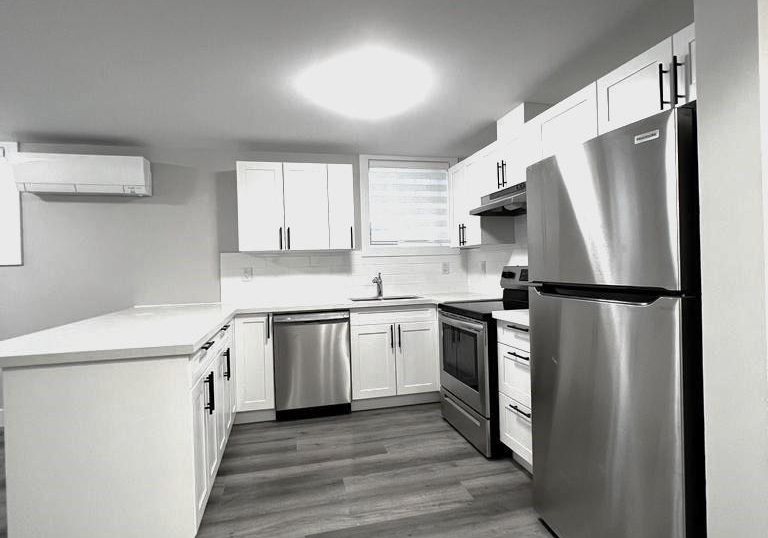 164-penetanguishene-road-w-barrie-ontario-s13670032