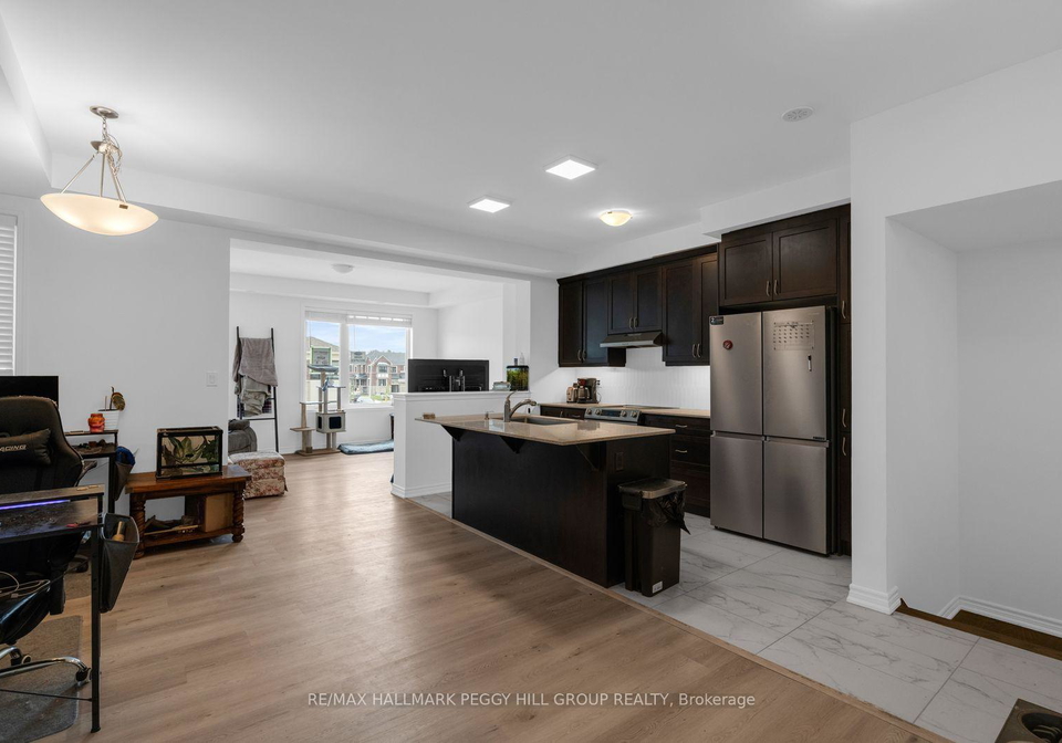 82-yorkshire-drive-barrie-ontario-s13670412