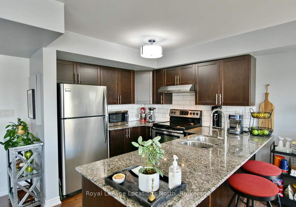 30-joseph-trail-collingwood-ontario-s13670478