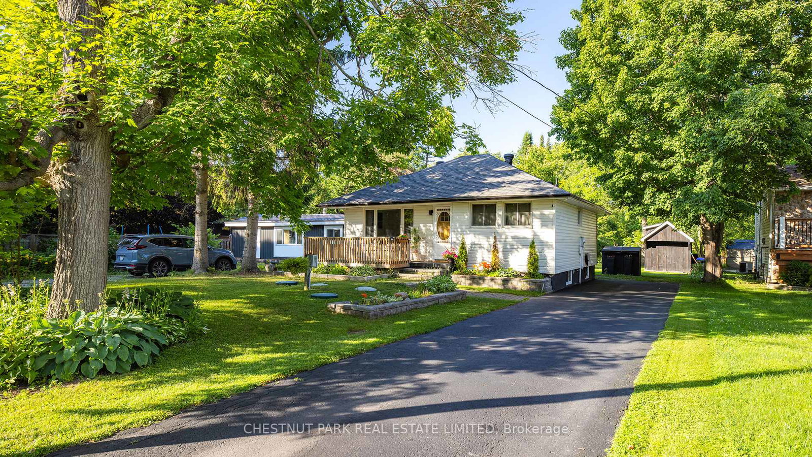 47-lakeshore-road-w-oro-medonte-ontario-s13670584