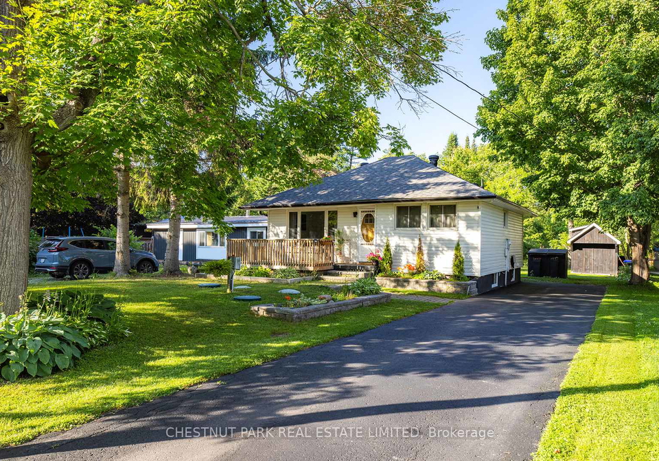 47-lakeshore-road-w-oro-medonte-ontario-s13670584