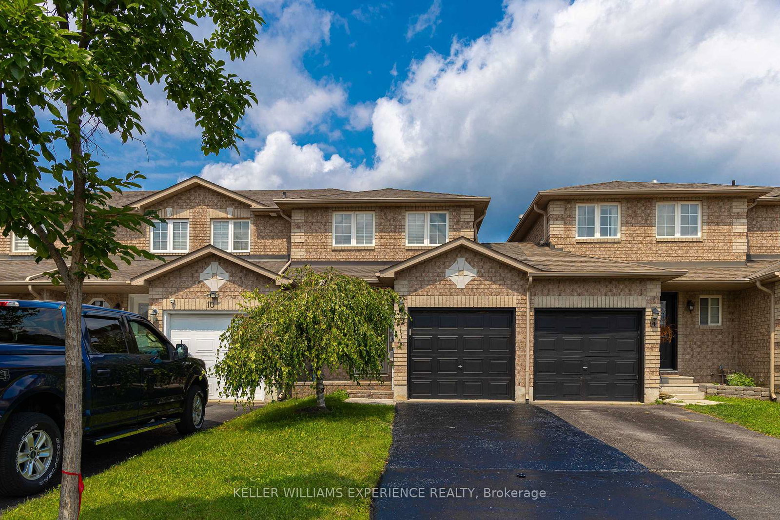 12-monarchy-street-barrie-ontario-s13671358