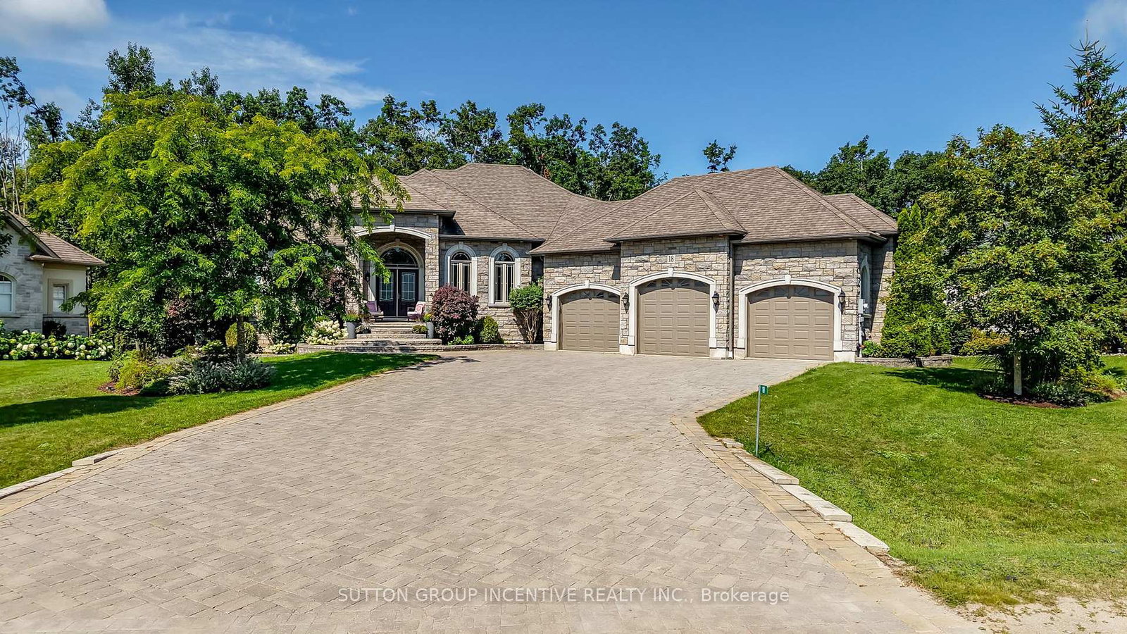 18-lloyd-cook-drive-w-springwater-ontario-s13672766