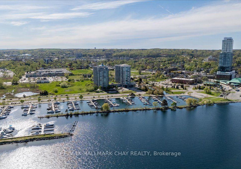 6-toronto-street-barrie-ontario-s13672810