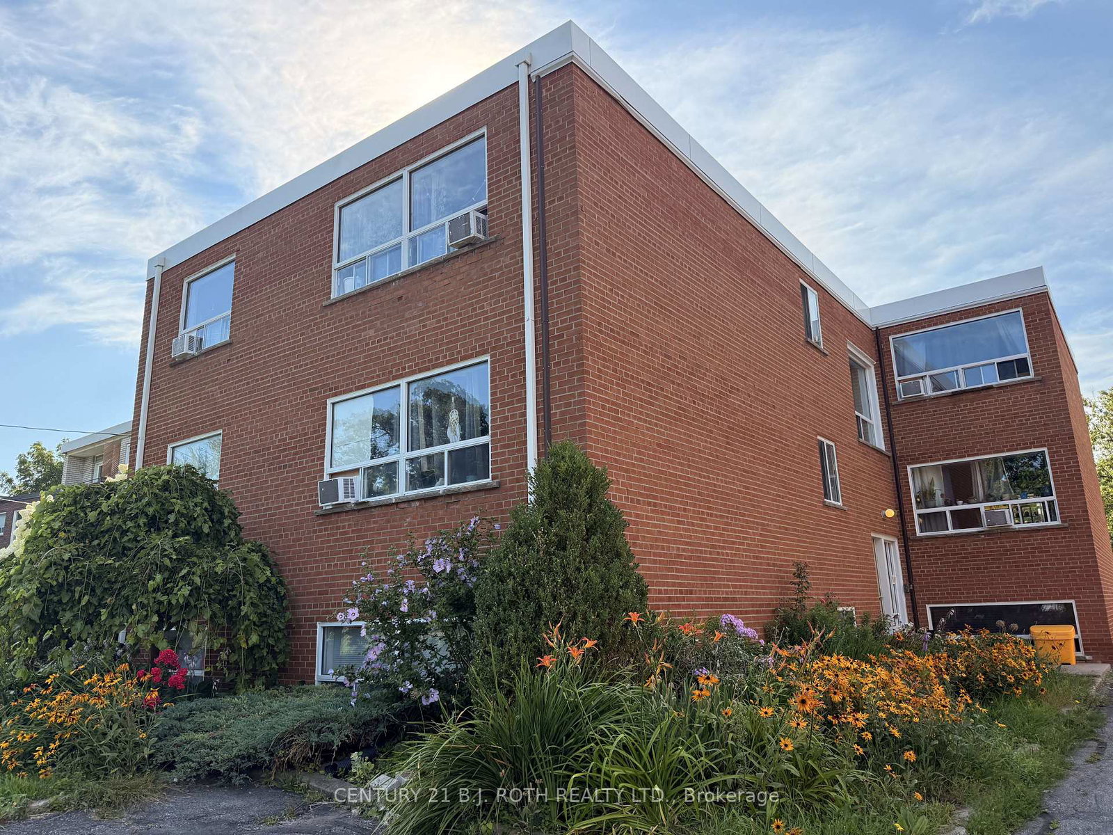 13-queen-street-barrie-ontario-s13673270