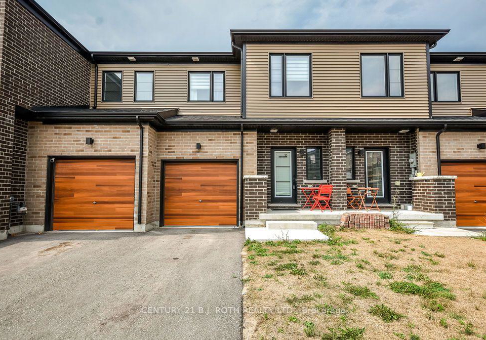 35-pumpkin-corner-crescent-barrie-ontario-s13673944