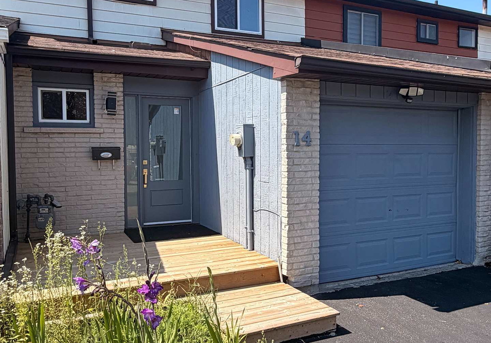 14-chaucer-crescent-barrie-ontario-s13674288