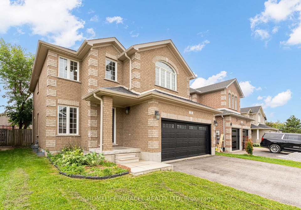 7-empire-drive-barrie-ontario-s13674480