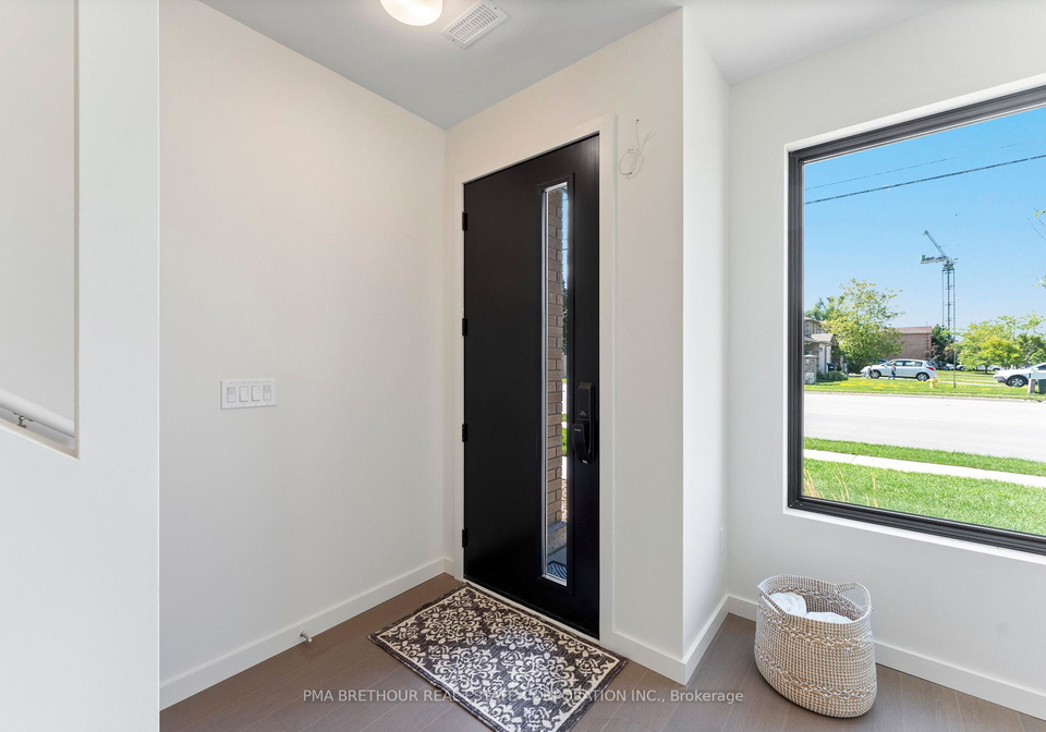 23-rainwater-lane-barrie-ontario-s13675404