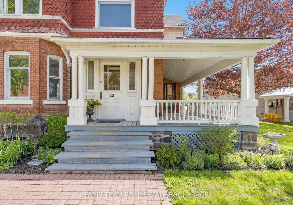 23-yonge-street-s-springwater-ontario-s13676444