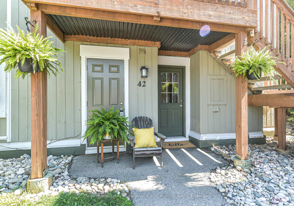 19-dawson-drive-collingwood-ontario-s13676764