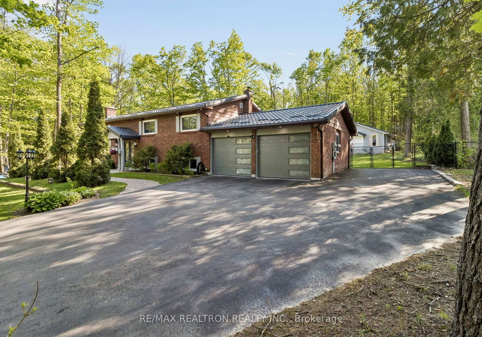 3744-wainman-line-severn-ontario-s13676840