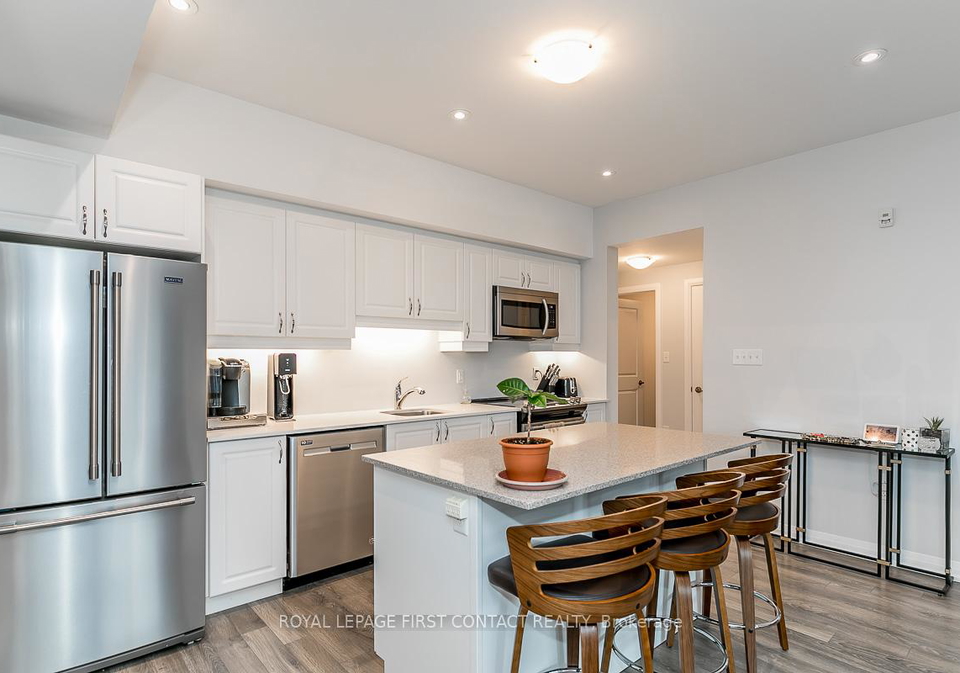 300-essa-road-barrie-ontario-s13677138
