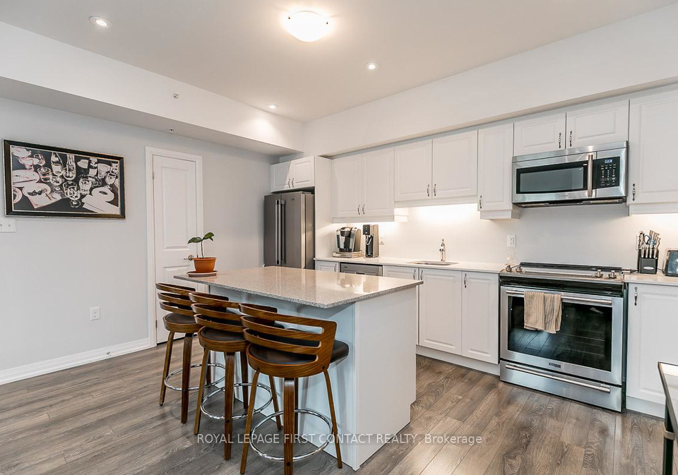 300-essa-road-barrie-ontario-s13677138
