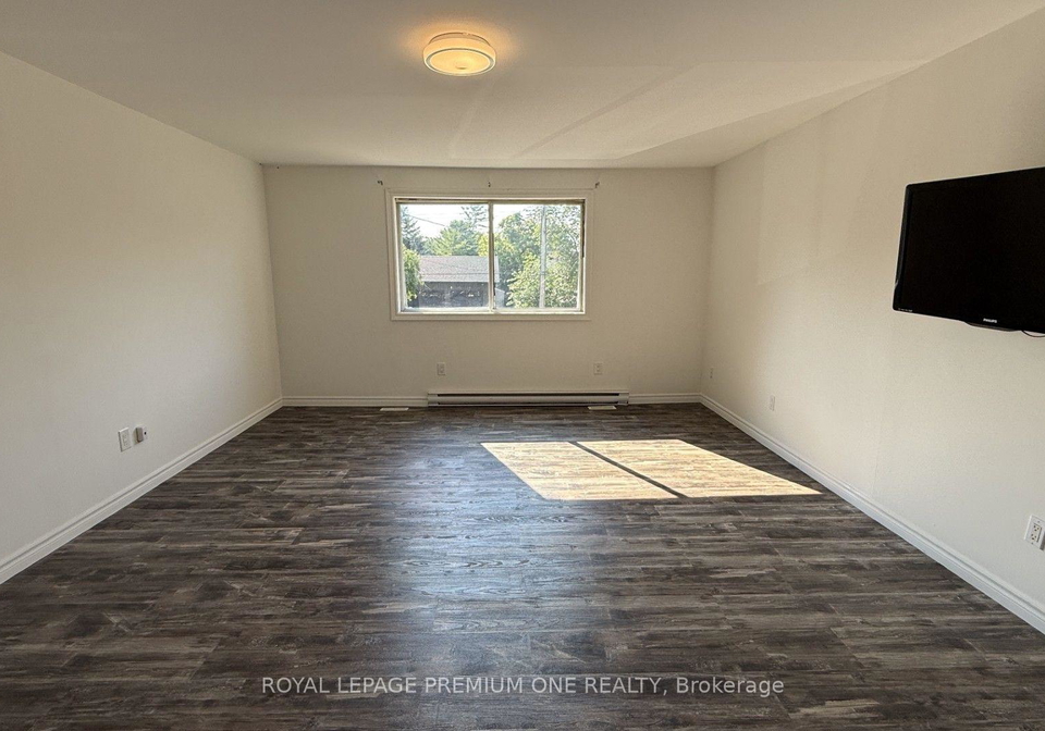 512-mosley-street-wasaga-beach-ontario-s13677458