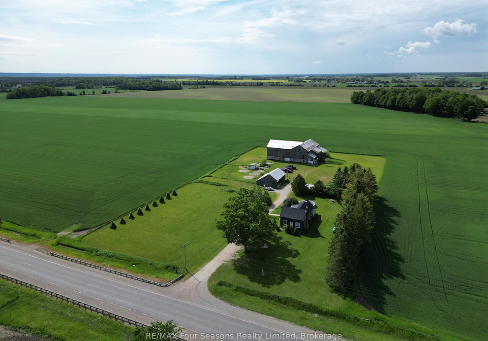 5803-26-highway-clearview-ontario-s13679502