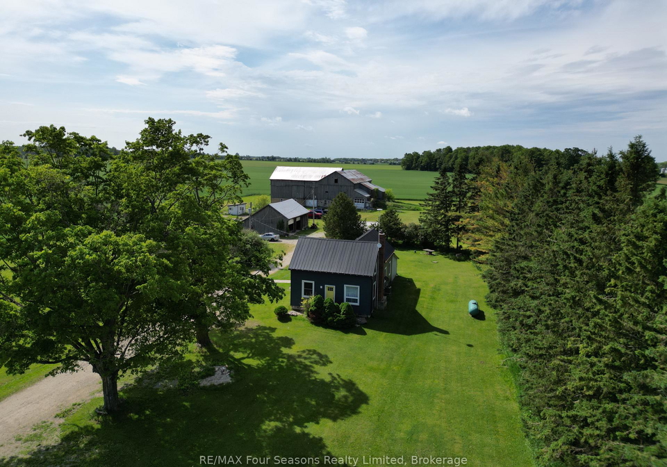 5803-26-highway-clearview-ontario-s13679502