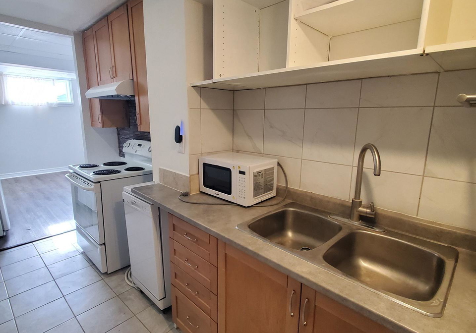 369-georgian-drive-barrie-ontario-s13680204