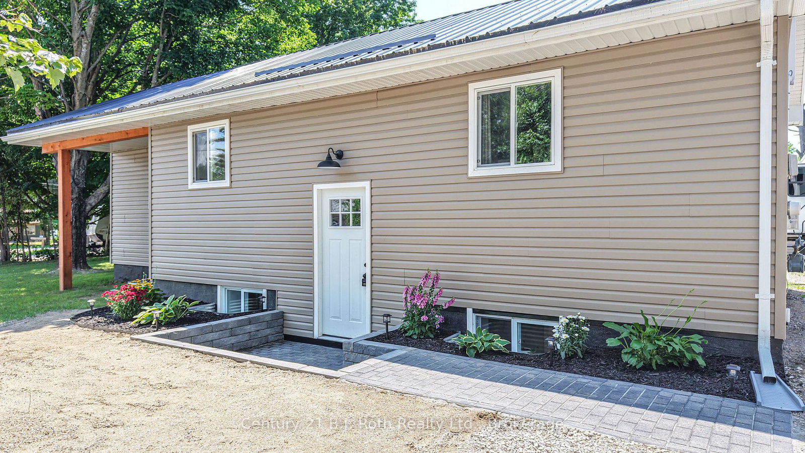 3332-cleveland-avenue-severn-ontario-s13681602
