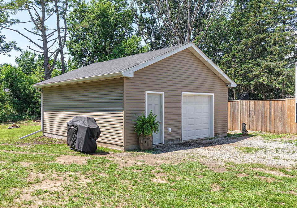 3332-cleveland-avenue-severn-ontario-s13681602