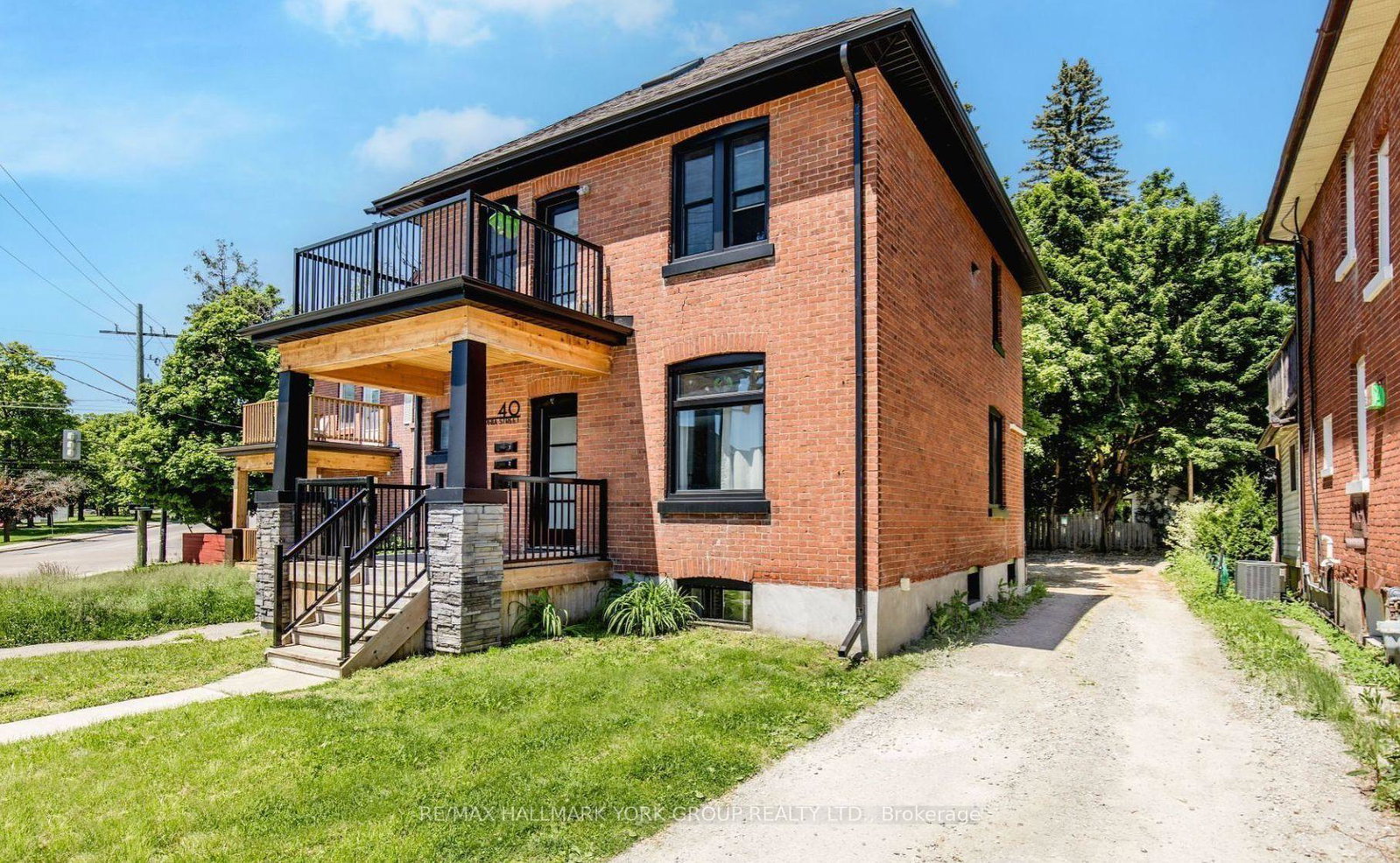 40-sophia-street-w-barrie-ontario-s13681876
